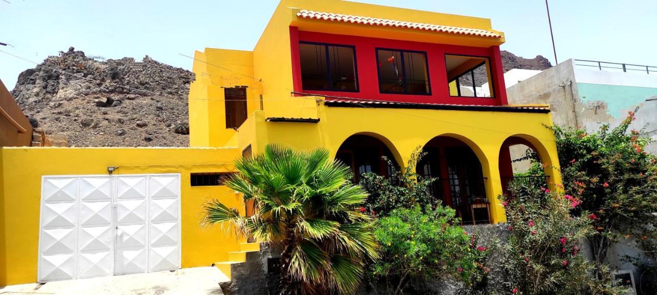 Rose'S Place Mindelo Exterior photo